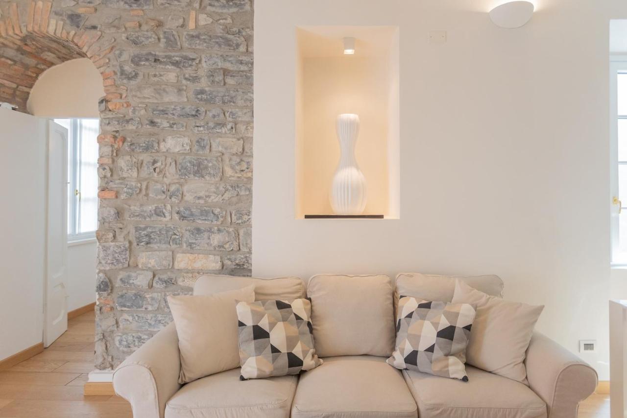 Wine Not Apartment In Como City Centre المظهر الخارجي الصورة
